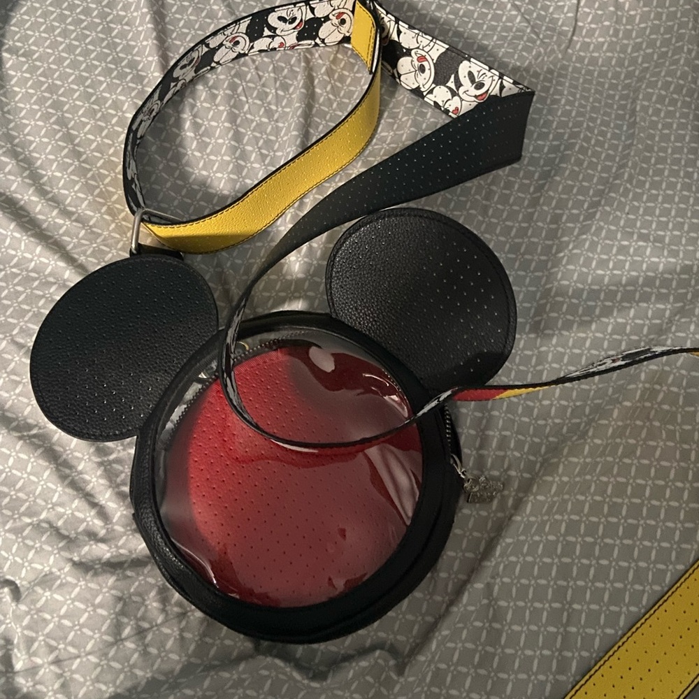 Mickey Ear Crossbody Pin Trading Bag – Black & Red with Character Strap